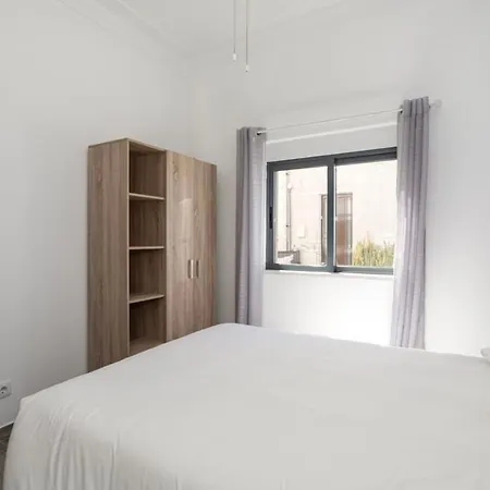 Beachfront Rc Apartment *